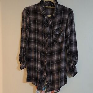 Tolani Women's Black Plaid Button Down Shirt With Floral Back